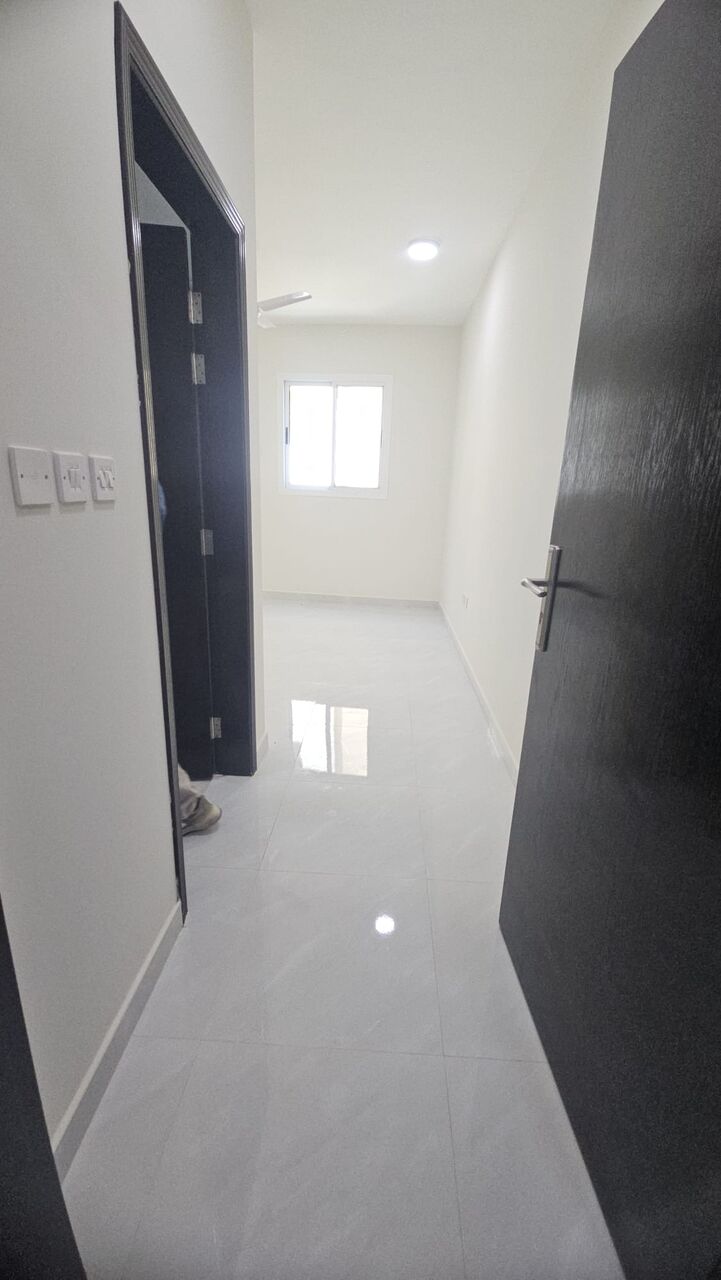Adliya, Apartments, Flats, Houses & Villas, BHD 240/month,  2 BR,  2 Bedroom Brand New Unfurnished Flat For Rent Without Ewa