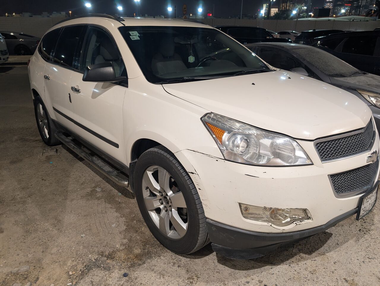 Al Nakheel, Vehicles, Cars & Trucks , SAR 16000,  Chevrolet Traverse,  2010,  Automatic,  381000 KM,   Family 7-Seater SUV For Sale In Riyadh