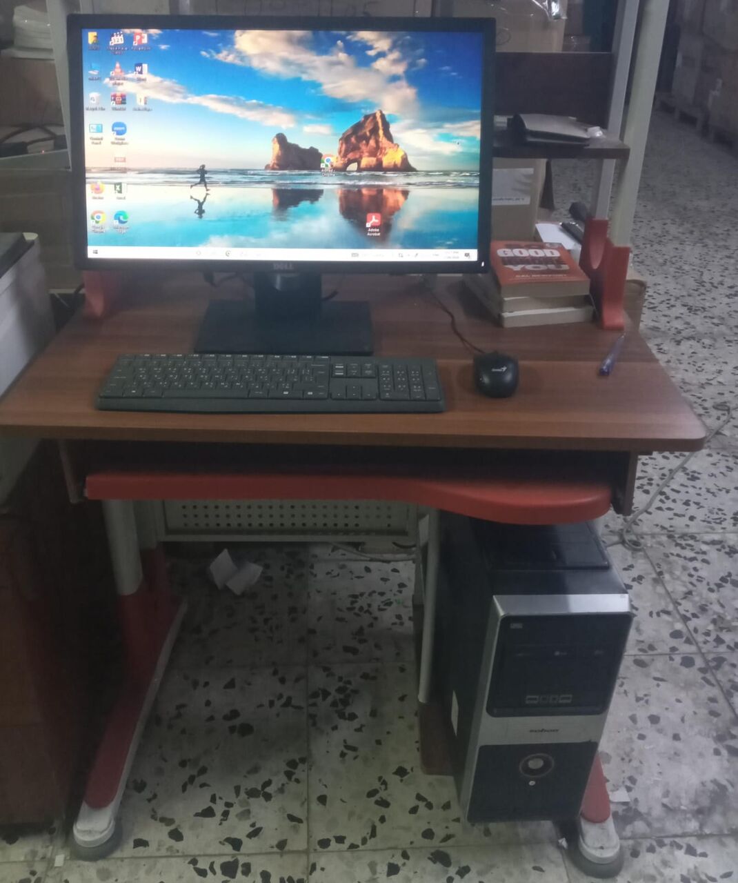 Jeddah, Computers, SAR 450,  SR 450 (Final Price) Complete PC Setup + Dell Monitor + Office Desk - Quick Sale
