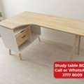 BHD 25,  🌎🌍Study Table In Good Condition For Sale With Delivery