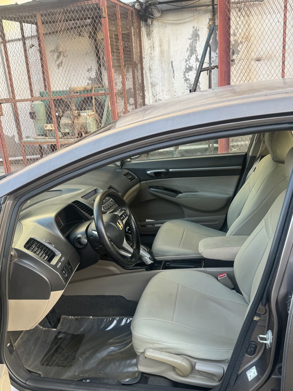 Umluj, Vehicles, Cars & Trucks , SAR 18000,  Honda Civic,  2010,  Automatic,  300900 KM,