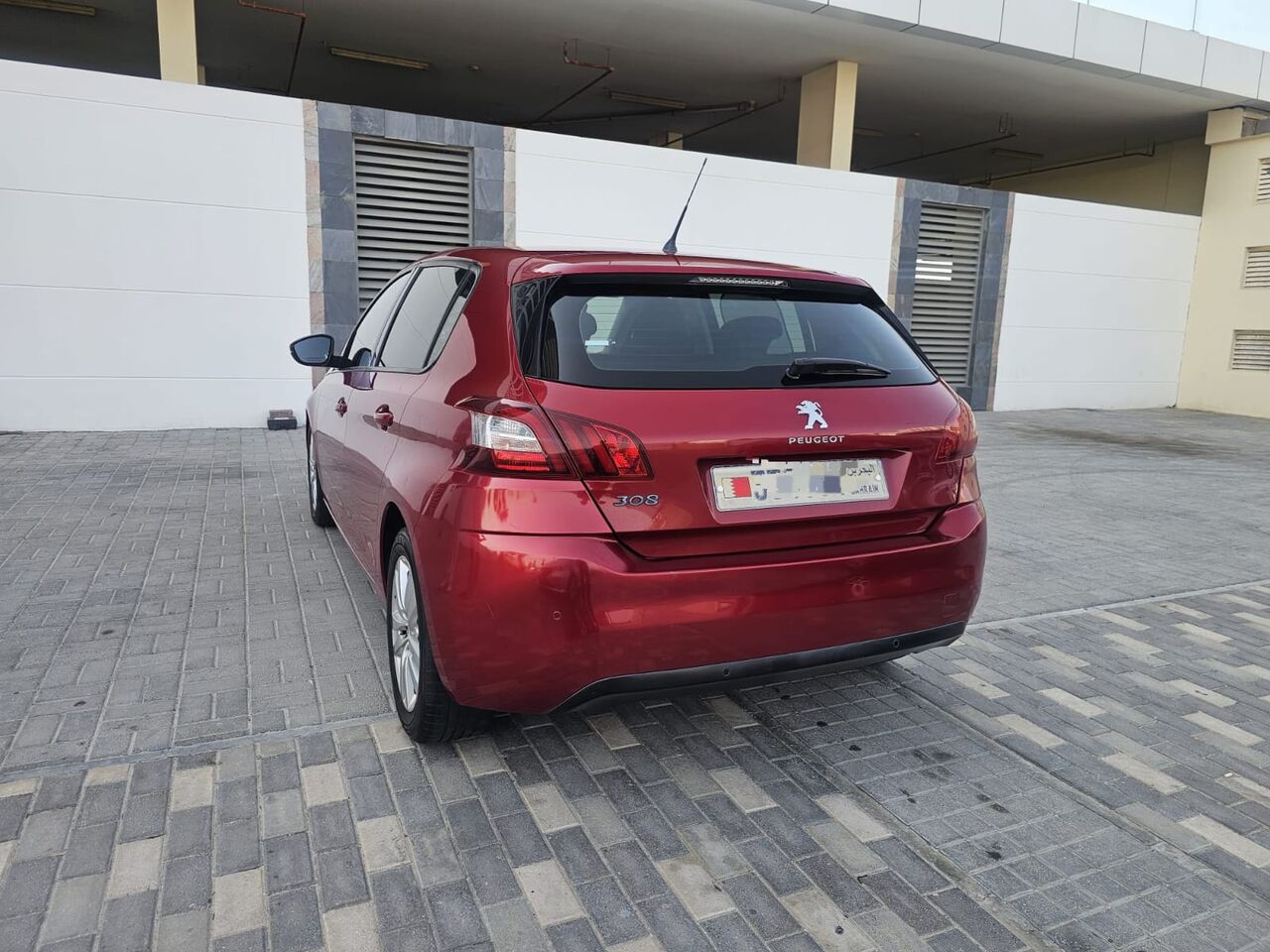 Saar, Vehicles, Cars & Trucks , BHD 1600,  Peugeot 308,  2016,  Automatic,  124000 KM,  Peugot 308