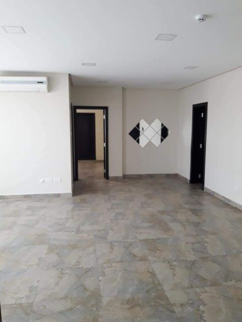 Busaiteen, Apartments, Flats, Houses & Villas, BHD 300/month,  2 BR,  Semi Furnished Flat For Rent In Busaiteen
