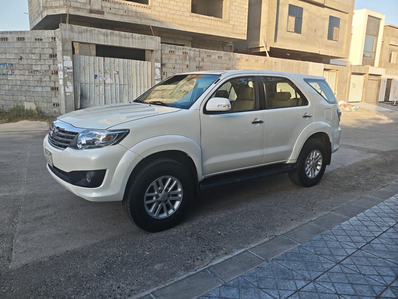 Akrabia, Vehicles, Cars & Trucks , SAR 11,  Toyota 4Runner,  2015,  Automatic,  5 KM,  Toyota Fortuner . Like New