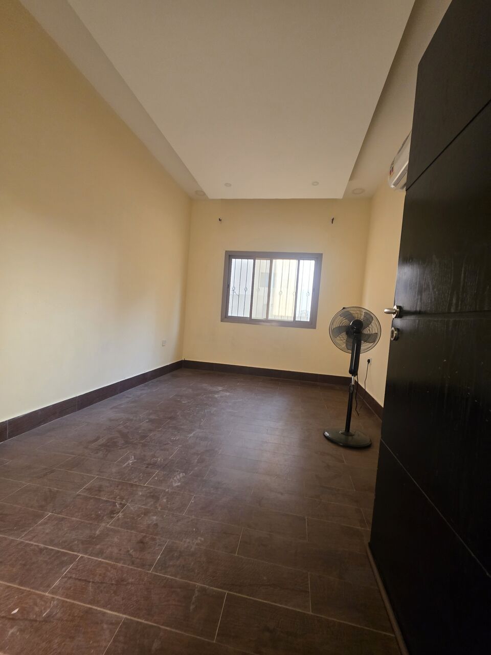 Tubli, Apartments, Flats, Houses & Villas, BHD 220/month,  1 BR,  Big & Spacious Semi Furnished 1 BHK Flat With Ewa & 220/BD In Tubli