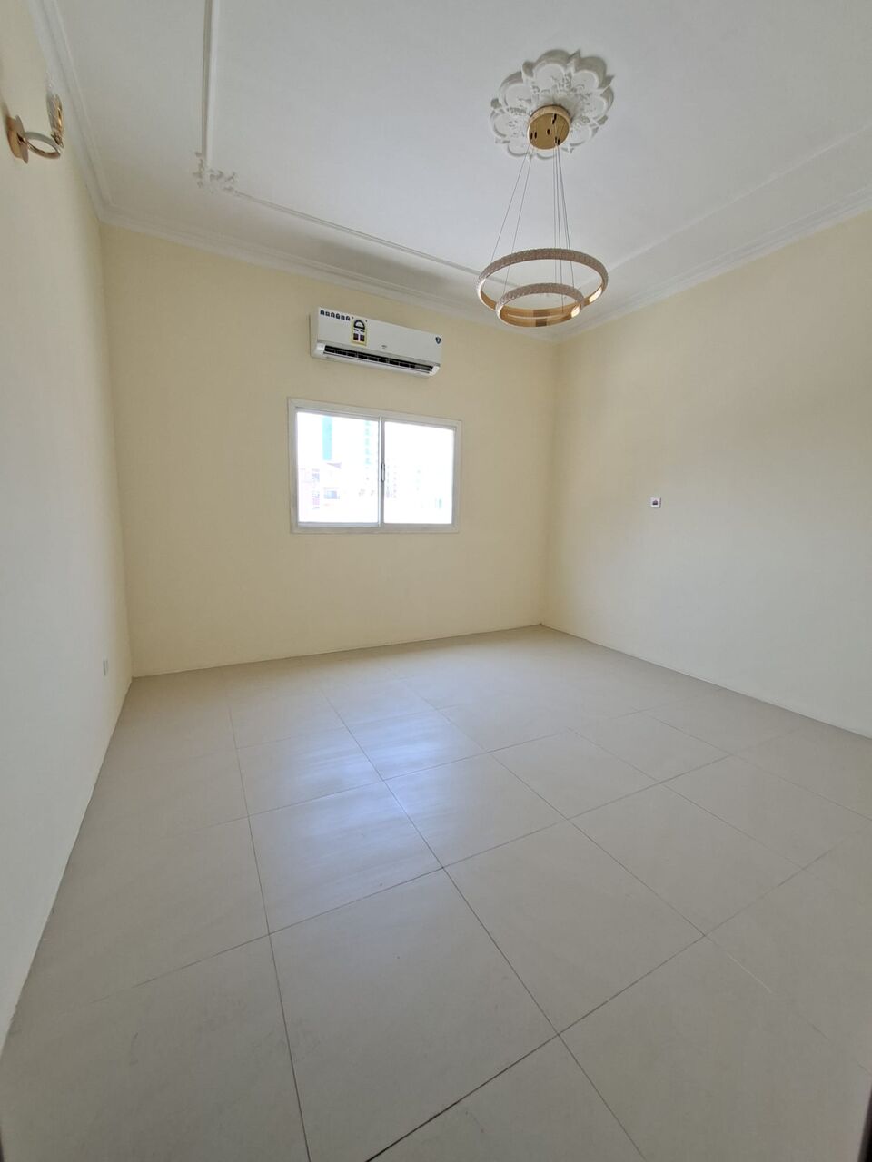 Mahooz, Apartments, Flats, Houses & Villas, BHD 280/month,  2 BR,  Semi Furnished 2 Bedroom Flat For Rent In Mahooz ( Including Electricity)