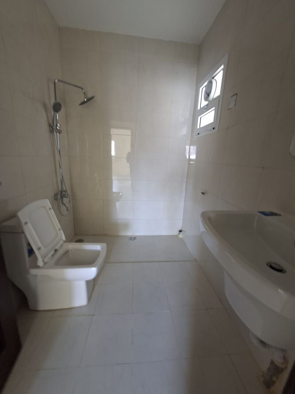 Mahooz, Apartments, Flats, Houses & Villas, BHD 280/month,  2 BR,  Semi Furnished 2 Bedroom Flat For Rent In Mahooz ( Including Electricity)