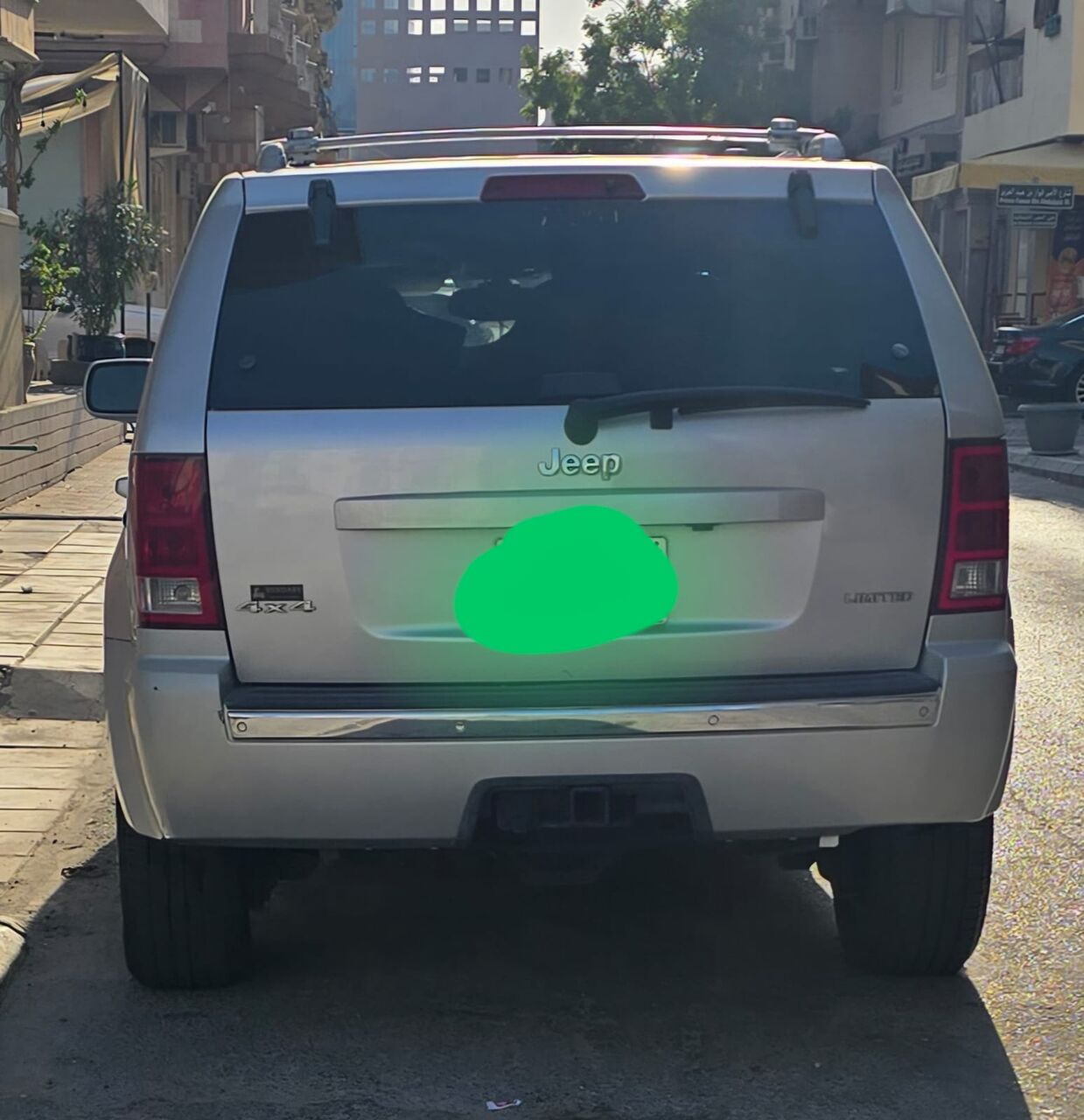 Khobar, Vehicles, Cars & Trucks , SAR 20000,  Jeep Grand Cherokee 4x4 4.7L V8,  2005,  282681 KM,    ODO: 282XXX