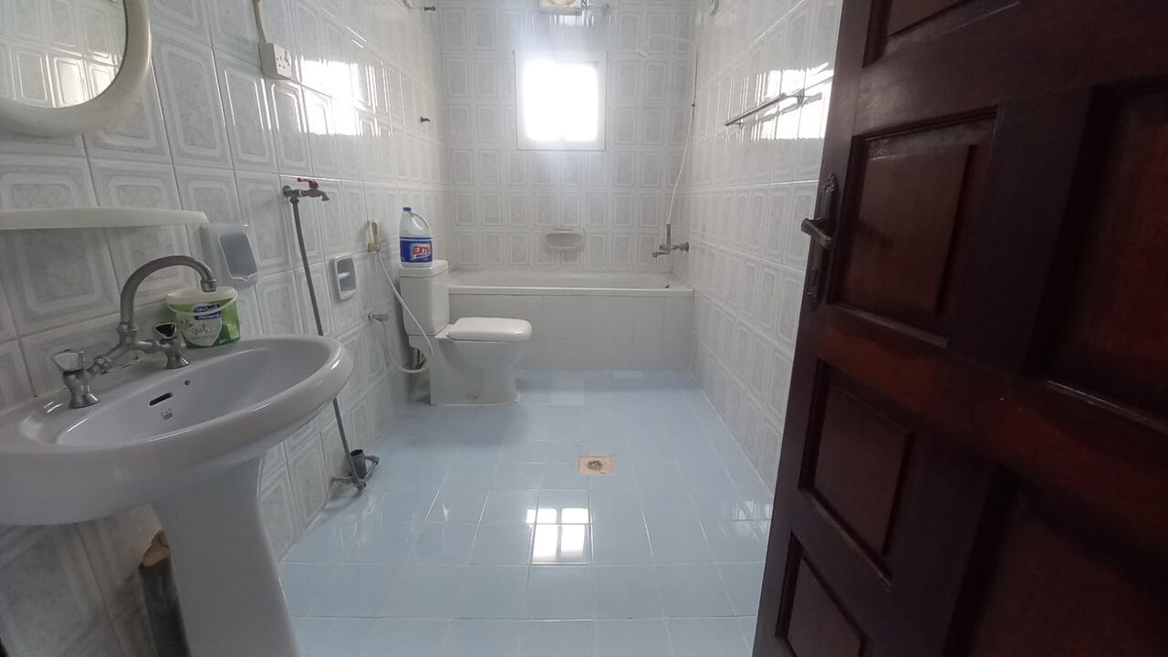 Adliya, Apartments, Flats, Houses & Villas, BHD 210/month,  2 BR,  # 2  BEDROOMS,2  BATHROOMS,HALL, KITCHEN,BALCONY,SPECIOUS FLAT FOR RENT IN ADLIYA#