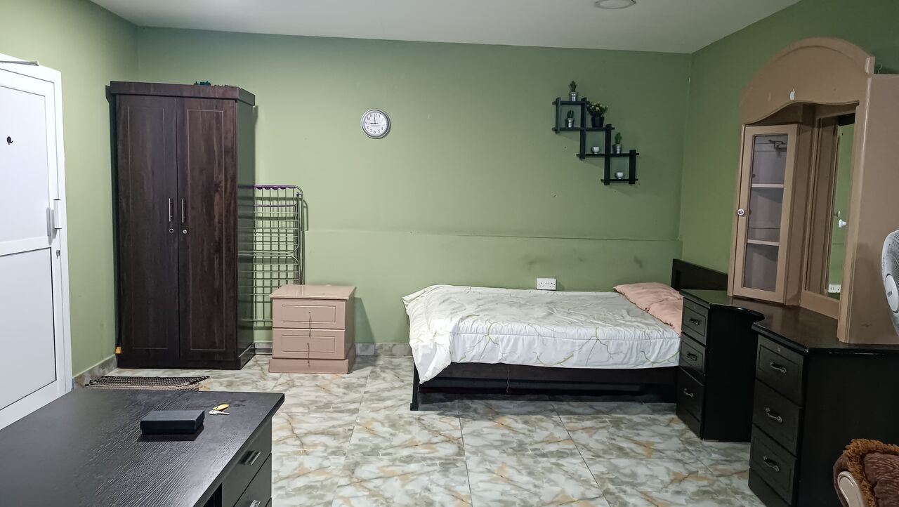 Gudaibiya, Apartments, Flats, Houses & Villas, BHD 180/month,  Furnished,  1 BR,  *****fully Furnished Studio Flat Rent In Gudaibiya All Inclusive *******