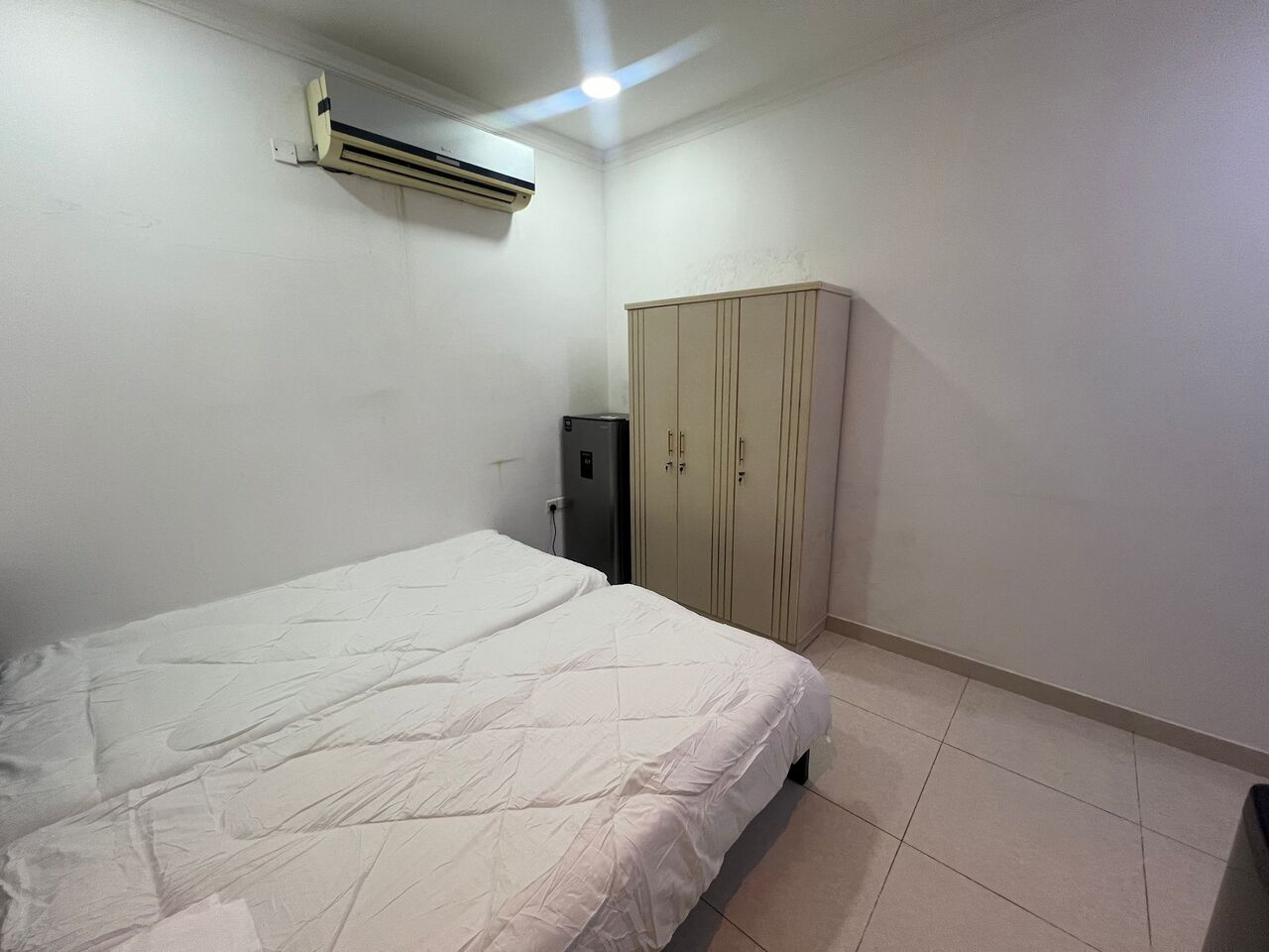 Sanabis, Apartments, Flats, Houses & Villas, BHD 160/month,  Furnished,  Studio,  Apartment For Rent In Sanabis