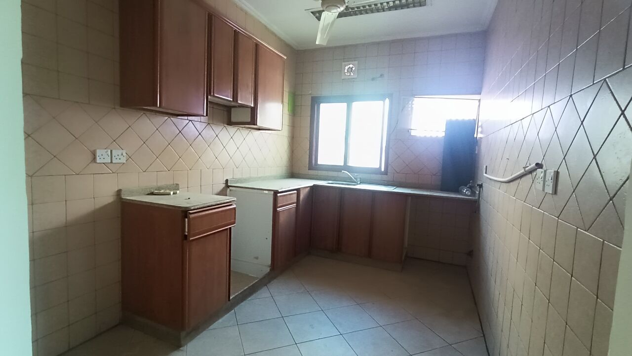 Hoora, Apartments, Flats, Houses & Villas, BHD 200/month,  2 BR,  *****1 Bath Spacius Flat For Rent In Hoora @ All Inclusive*****