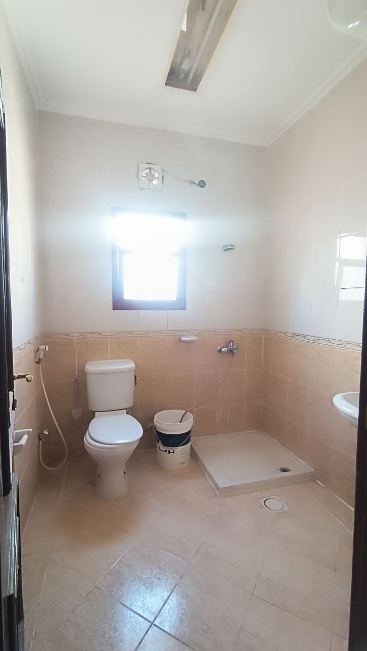 Hoora, Apartments, Flats, Houses & Villas, BHD 200/month,  2 BR,  *****1 Bath Spacius Flat For Rent In Hoora @ All Inclusive*****