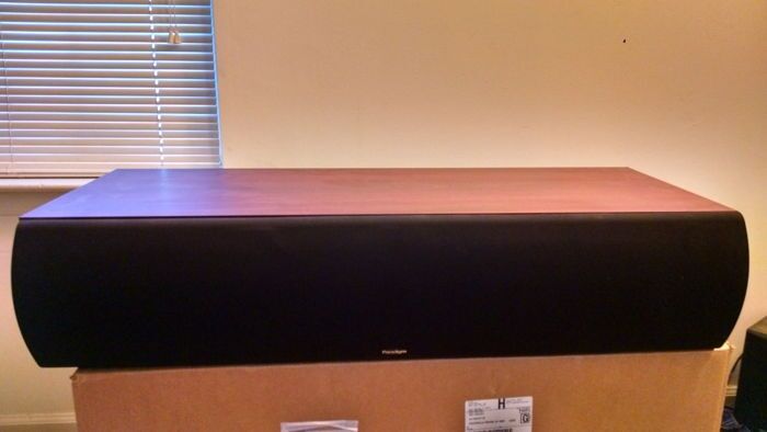 Arad, Home Audio, BHD 360,  Paradigm Monitor CC-390 V.6 Very Powerful Premium Center Channel Speaker Excellent Cosmeti
