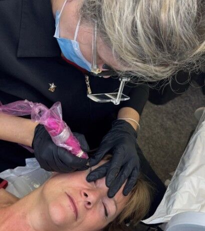 Toronto, Business, Long Lasting Eyeliner Enhancement By Skilled Experts