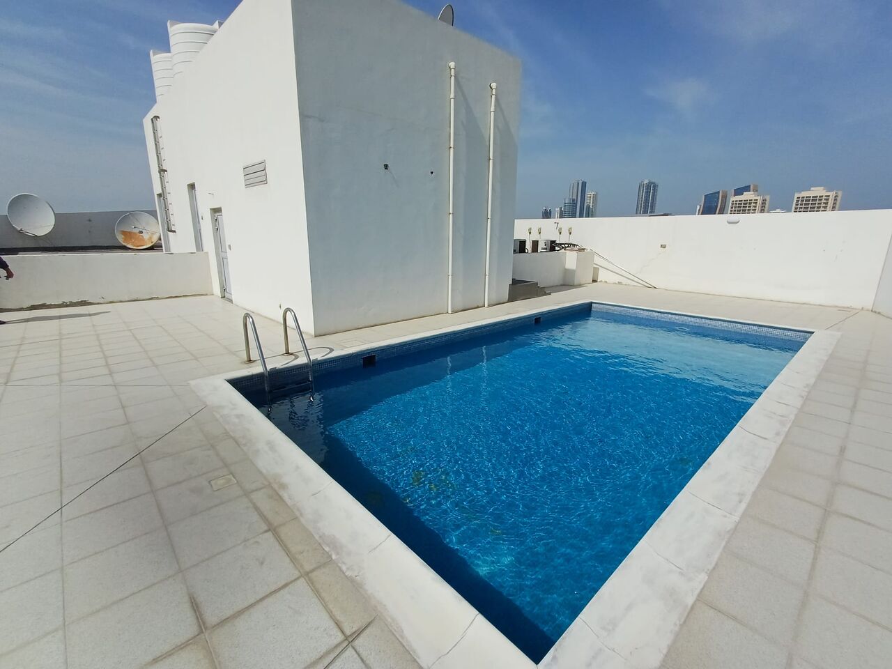 Burhama, Apartments, Flats, Houses & Villas, BHD 250/month,  2 BR,  100 Sq. Meter,  Spacious Two Bedroom Exclusive Behind Dana Mall
