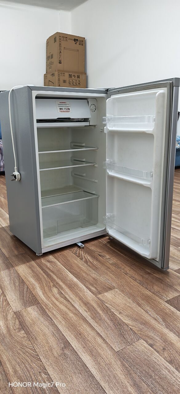 Khobar, Appliances, SAR 269,  Used Fridge, Refrigerator, Small Size Fridge GEEPAS