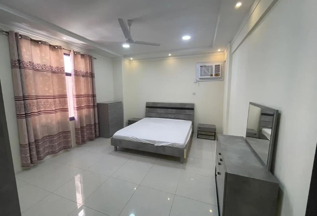 Juffair, Apartments, Flats, Houses & Villas, BHD 300/month,  Furnished,  100 Sq. Meter,  BALCONY | POOL | GAS | CLOSE KITCHEN