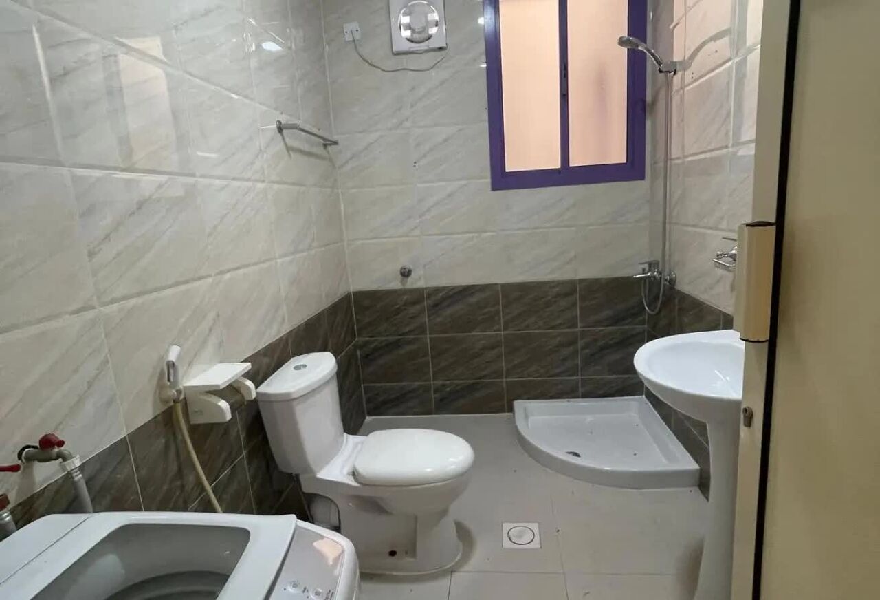 Juffair, Apartments, Flats, Houses & Villas, BHD 300/month,  Furnished,  100 Sq. Meter,  BALCONY | POOL | GAS | CLOSE KITCHEN