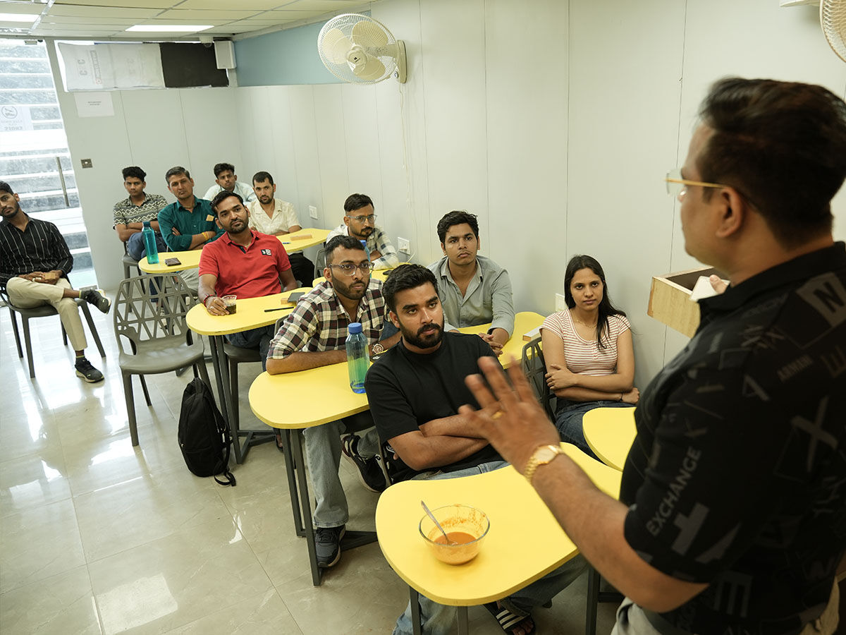 Chandigarh, Education, Trading Course In Mohali