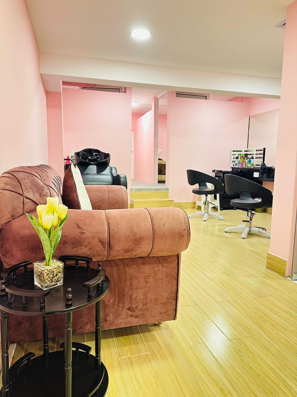 Riffa, Businesses For Sale, Ladies Saloon For Sale In Riffa