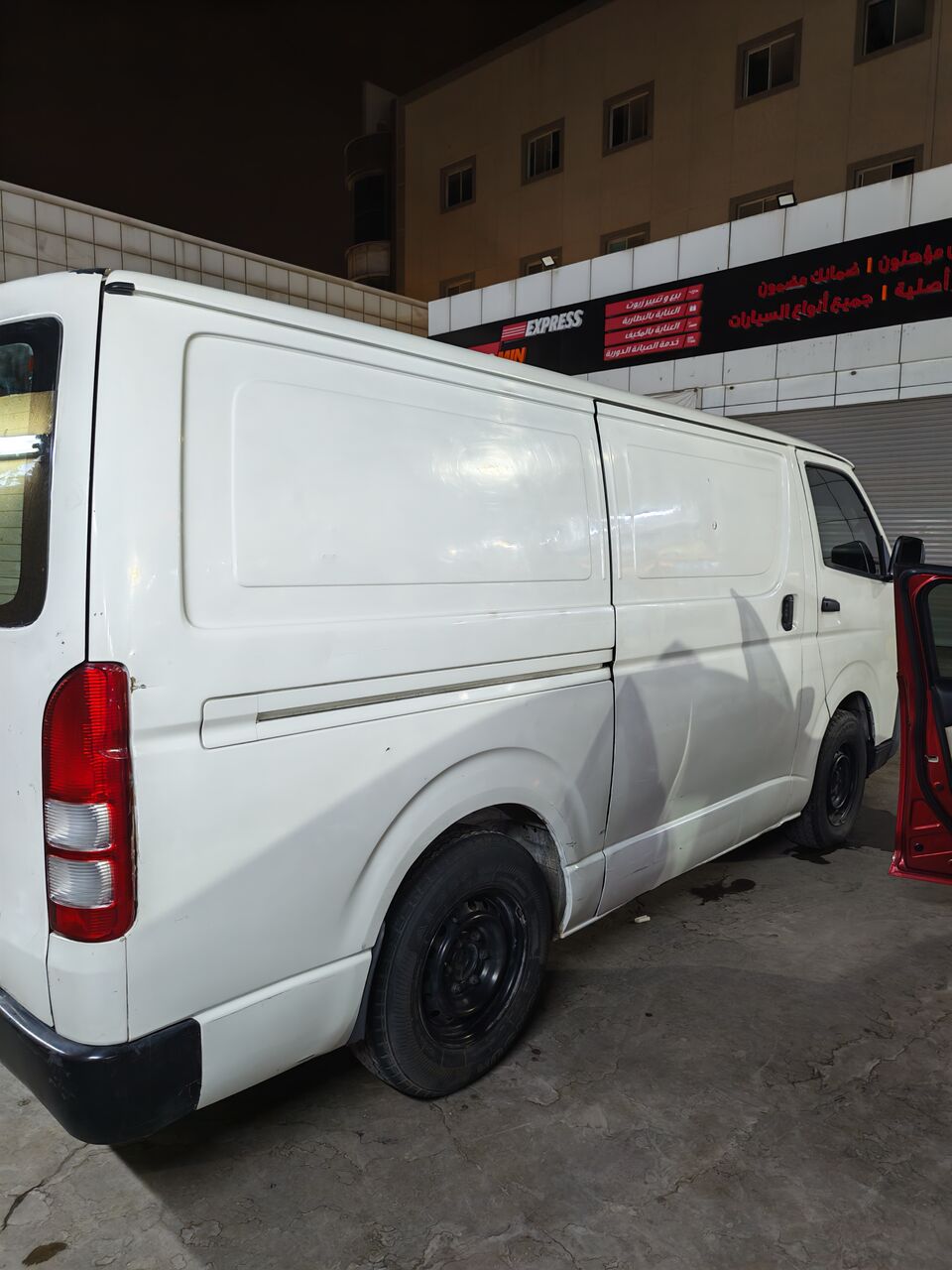 Riyadh, Vehicles, Cars & Trucks , SAR 50000,  Toyota Hi-Ace,  2013,  Manual,  431000 KM,  Toyota Hiace  Petrol For Sale For SR 50,000 (AC Working, Istimara Valid)