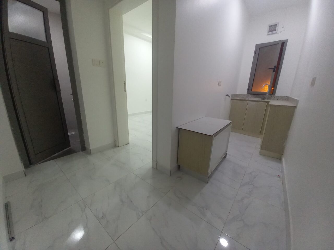 Manama, Apartments, Flats, Houses & Villas, BHD 140/month,  Studio,  # STUDIO FLAT FOR RENT CLOSED KITCHEN, A/C, UNLIMITED EWA -140/BD #
