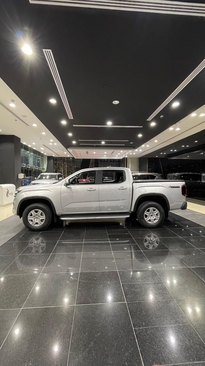 Sanabis, Vehicles, Cars & Trucks , BHD 13500,  Volkswagen 1 Litre,  2023,  Automatic,  48000 KM,  Volkswagen Amarock Model