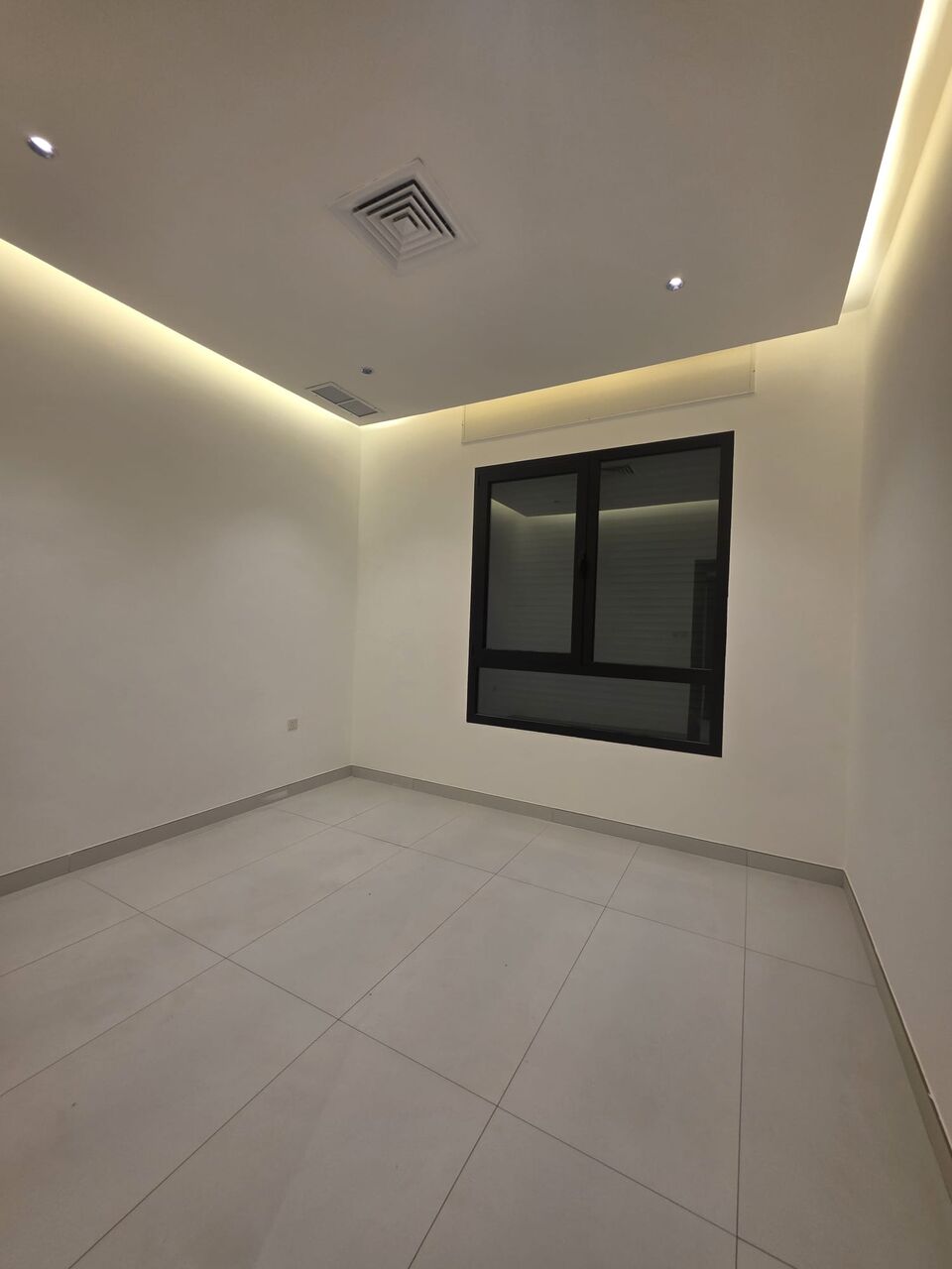 Mishref, Apartments, Flats, Houses & Villas, KWD 600/month,  3 BR,  For Rent In Mishref, A Super Deluxe Finished Apartment.