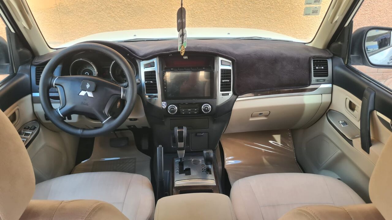 Riyadh, Vehicles, Cars & Trucks , SAR 31000,  Mitsubishi Pajero,  2016,  Automatic,  226000 KM,  Car For Sale