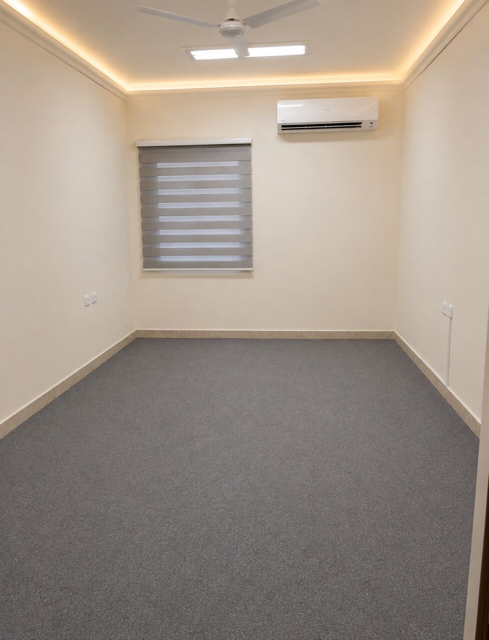 Jidhafs, Apartments, Flats, Houses & Villas, BHD 80000/month,  180 Sq. Meter,  For Sale &ndash; House In Old Jidhafs Housing.