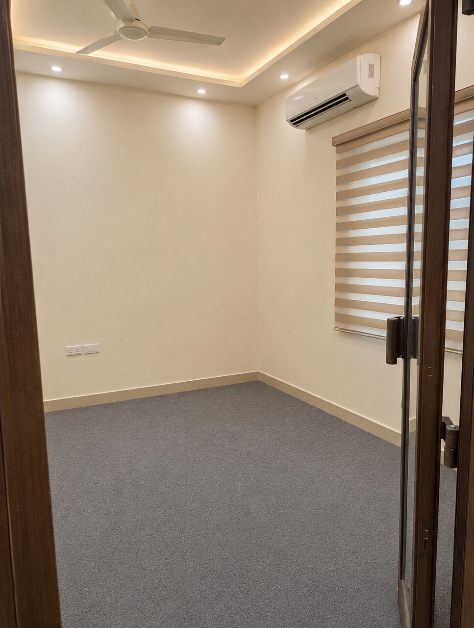 Jidhafs, Apartments, Flats, Houses & Villas, BHD 80000/month,  180 Sq. Meter,  For Sale &ndash; House In Old Jidhafs Housing.