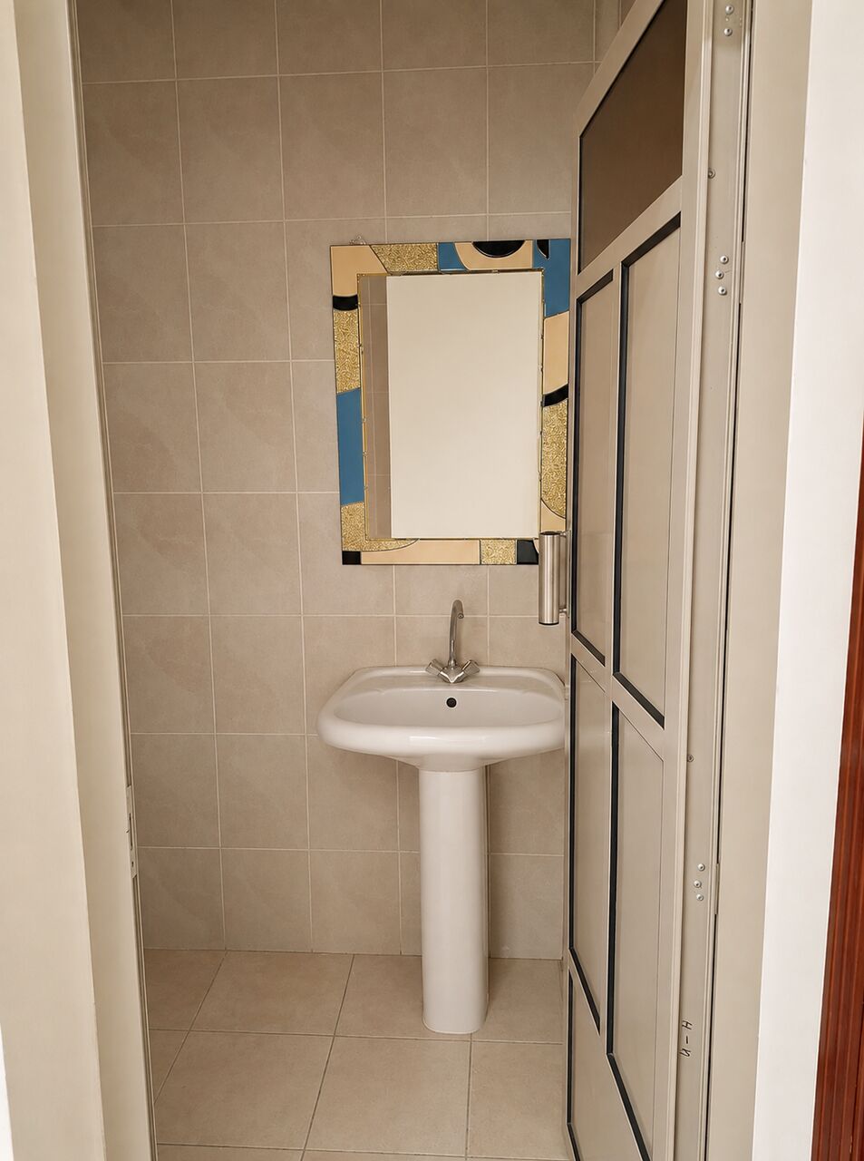Jidhafs, Apartments, Flats, Houses & Villas, BHD 80000/month,  180 Sq. Meter,  For Sale &ndash; House In Old Jidhafs Housing.