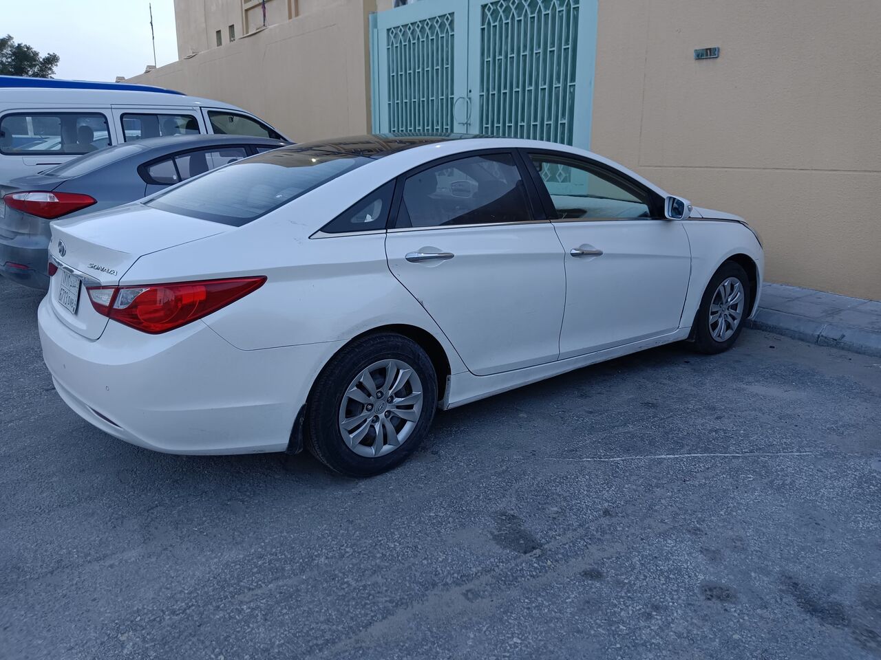 Dammam, Vehicles, Cars & Trucks , SAR 23000,  Hyundai Sonata,  2013,  Automatic,  400000 KM,