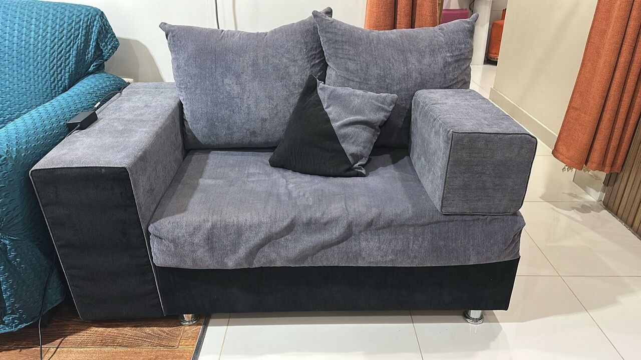 Ghirnatah, Furniture, SAR 600,  11 Seater Sofa -- Can Be Used As L-Shape Or Straight Or In Separate Pieces