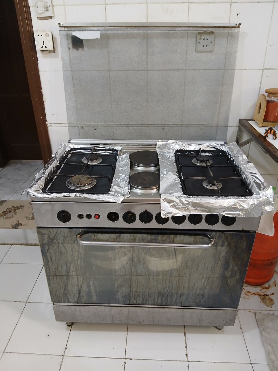 Jeddah, Household Items, Philco Stove Cooking Range 4 Burners For Sale