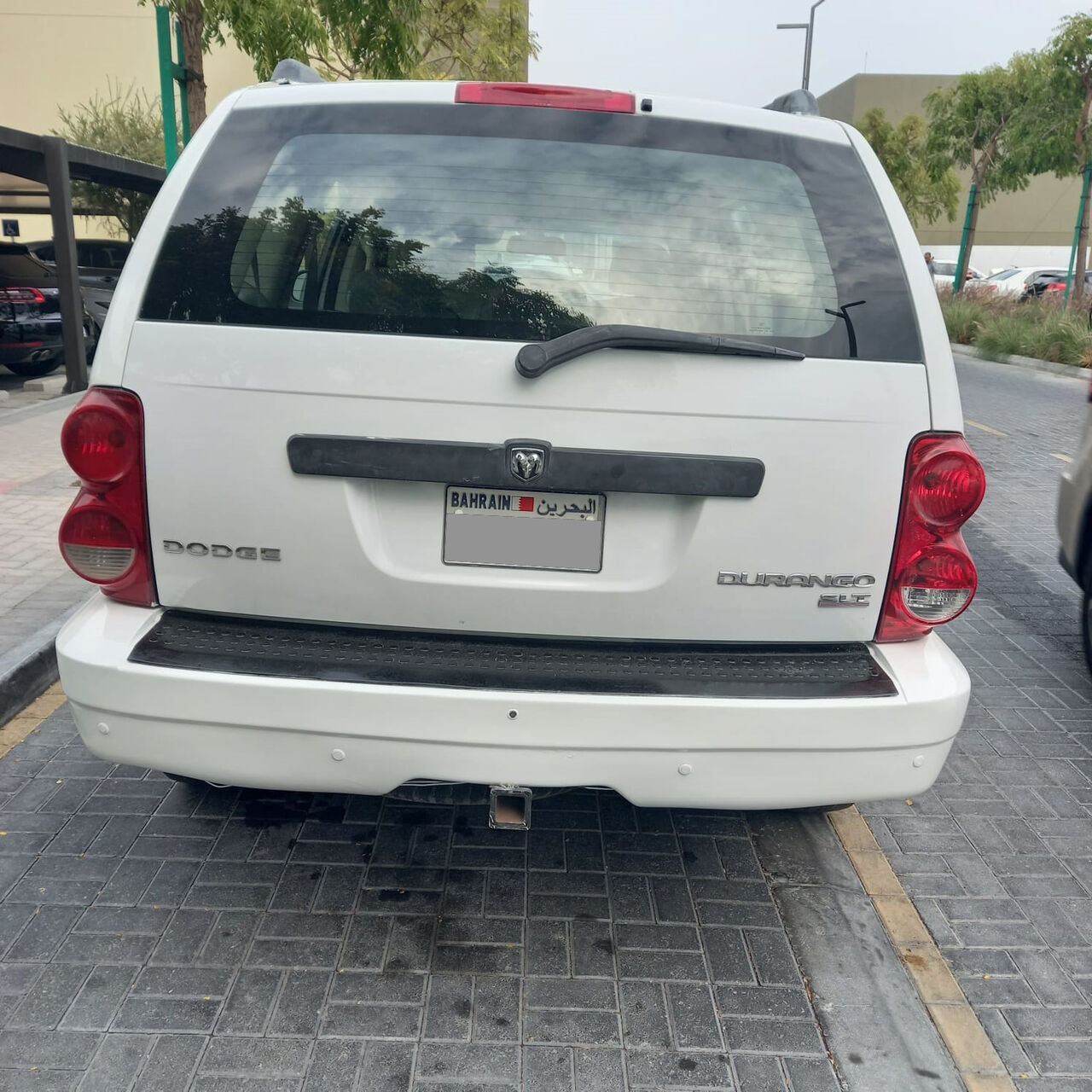 Hamad Town, Vehicles, Cars & Trucks , BHD 1200,  Dodge Durango,  2009,  Automatic,  189000 KM,   SLT  4x4 For Sale