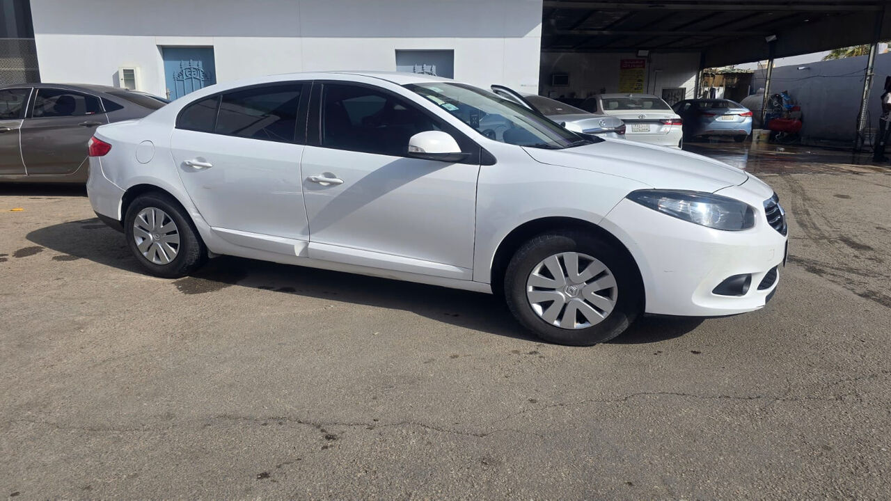 Dammam, Vehicles, Cars & Trucks , SAR 18500,  Renault Fluence,  2014,  Automatic,  2 KM,  Fluencr