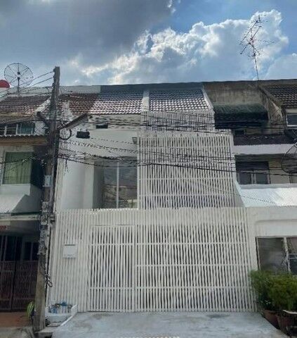 Bangkok, Villas, THB 80000,  23 Sq. Feet,  HR 10307 3-story Townhouse For Rent, Khlong Tan Niwet Village, Soi Pridi Banomyong 42,
