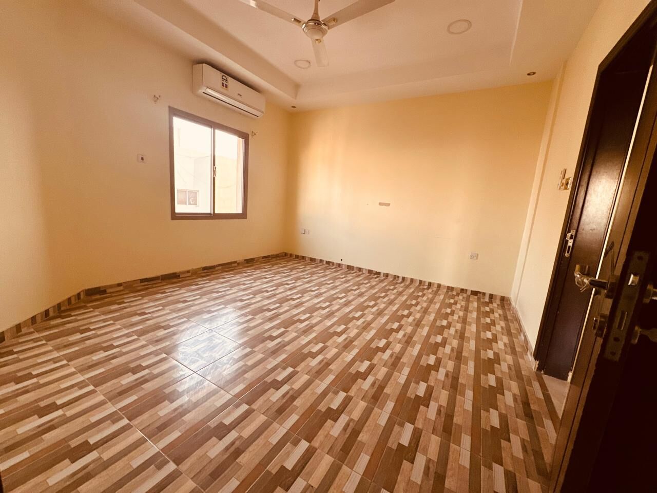 Tubli, Apartments, Flats, Houses & Villas, BHD 200/month,  2 BR,  SEMI FURNISHED TWO BEDROOM FLAT FOR RENT IN TUBLI