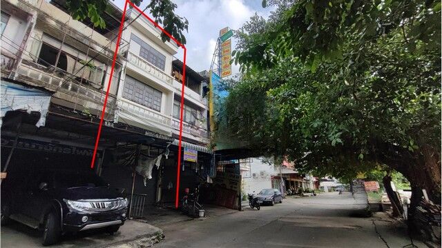 Bangkok, Real Estate For Sale, THB 2900000,  2 BR,  20 Sq. Feet,  Youtube Review: Commercial Building For Sale In Lam Luk Ka, Next To The Main Road, Near