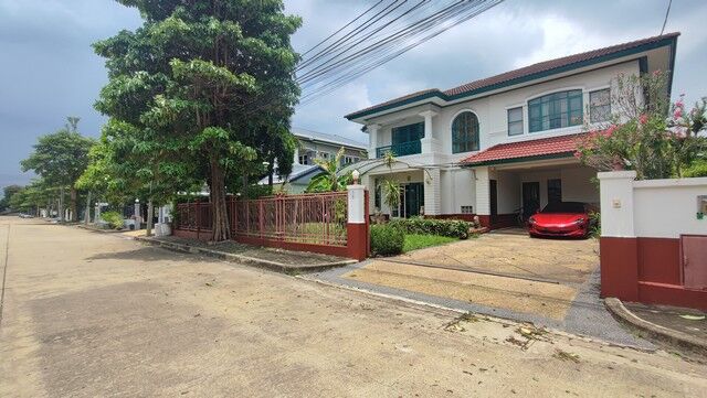 Bangkok, Real Estate For Sale, THB 9500000,  4 BR,  124 Sq. Feet,  Youtube Review Baan Manthana Wongwaen Pinklao, Soi Wat Phra Ngoen Special Plot, Front