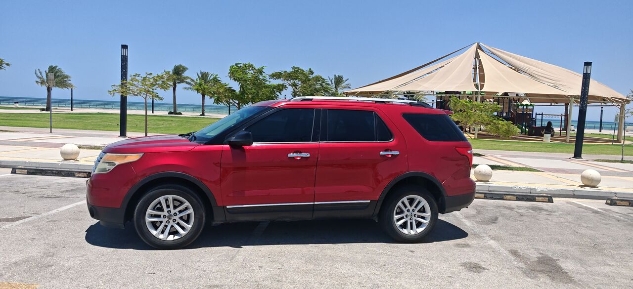 Riyadh, Vehicles, Cars & Trucks , SAR 35000,  Ford Explorer,  2014,  Automatic,  210 KM,