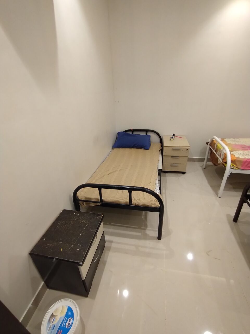 Riyadh, Apartments, Flats, Houses & Villas, SAR 500/month,  3 BR,  Single Bed Space Available For Rent Location: Al-Monansiyah District, Riyadh Rent: 500 SAR