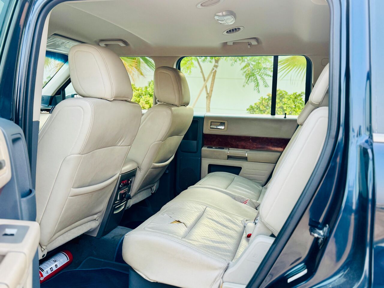 Manama, Vehicles, Cars & Trucks , BHD 2100,  Ford Flex,  2009,  140000 KM,  Limited - Low Mileage - Clean Car