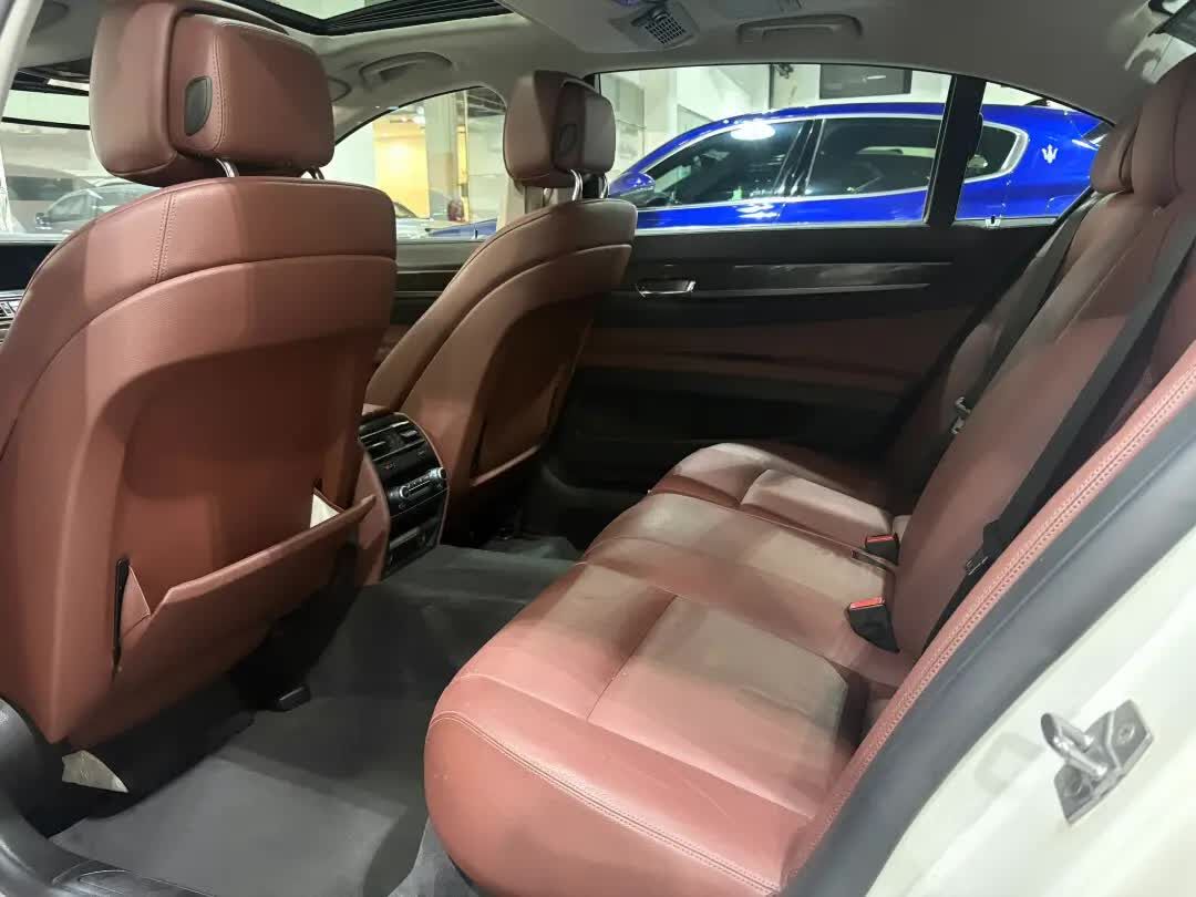 Amwaj Islands, Vehicles, Cars & Trucks , BHD 2995,  BMW 740Li,  2011,  Automatic,  157 KM,     V6 Twin Turbo 315 HP
