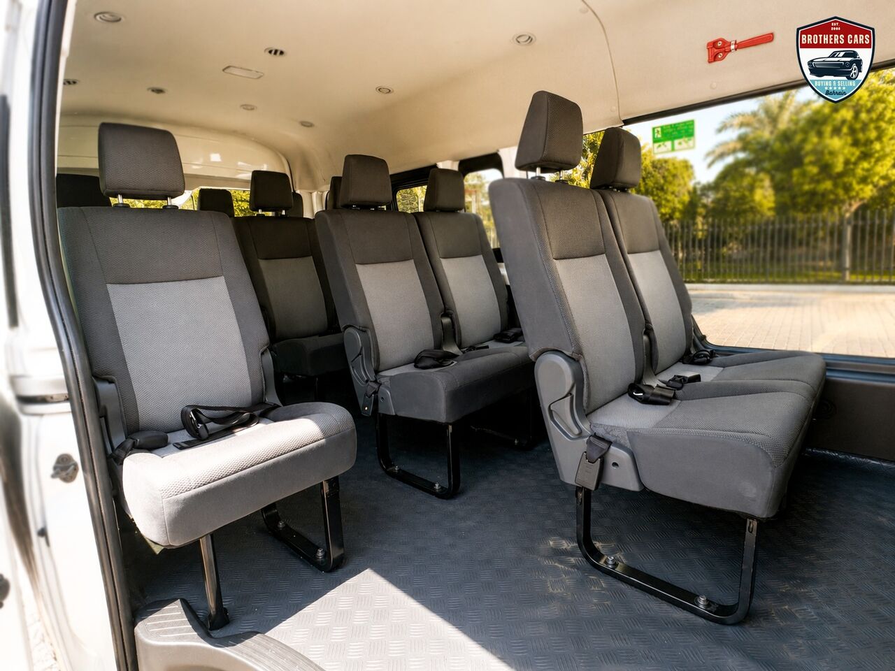 Manama, Vehicles, Cars & Trucks , BHD 10500,  TOYOTA HIACE,  2023,  Automatic,  81000 KM,   PASSENGER  MODEL FOR SALE