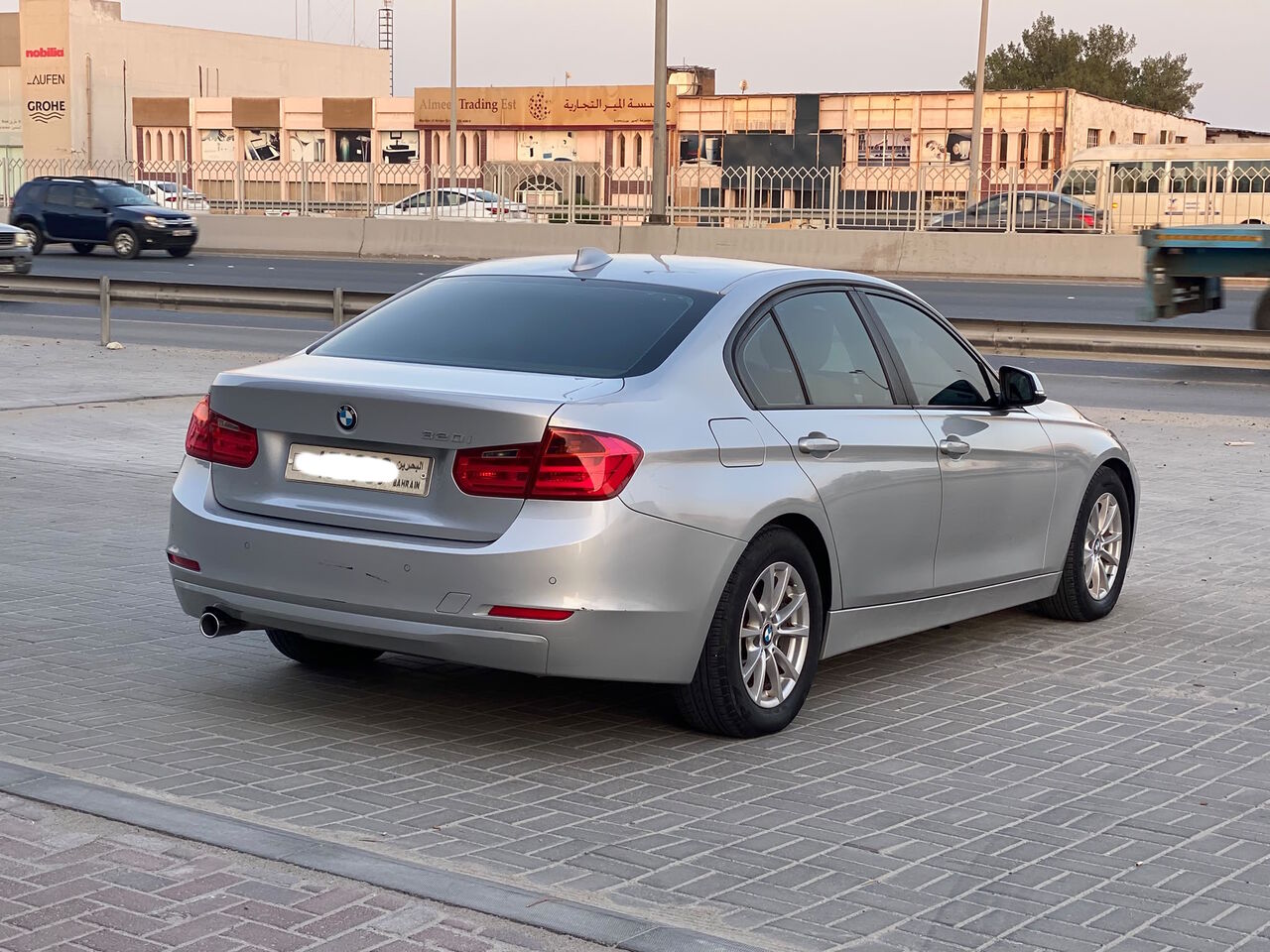 Manama, Vehicles, Cars & Trucks , BHD 2900,  BMW 320i,  2013,  Automatic,  155700 KM,    (Silver)