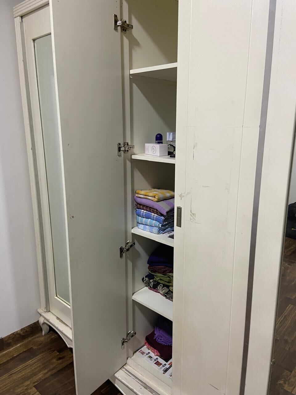 Riyadh, Furniture, SAR 500,  Used Furniture - Wardrobe And Sofa For Sale