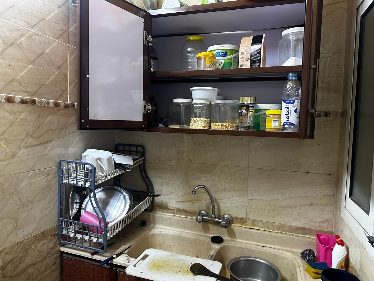 Al Malaz, Household Items, SAR 2150,  AC, Refrigerator, Cot, Mattress, Gas Cylinder, Stove, Almirah, Table And Utentsials